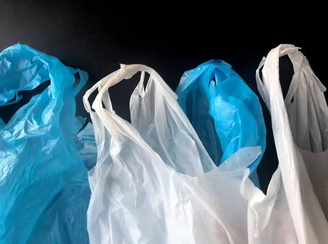 Eco-friendly jute grocery bag biodegradable alternative to plastic bags for sustainable shopping.